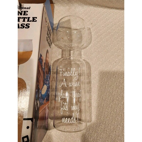 The Original Wine Bottle Glass Big Mouth Gift - Picture 8 of 9